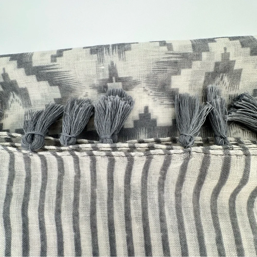 Gray/Ivory Print Square Scarf with Gray Tassels No Tags 44” x 44”